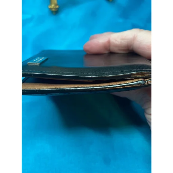 Men's Burberry Black Label Wallet Black Leather Exterior Brown and Red Interior - Picture 11 of 12